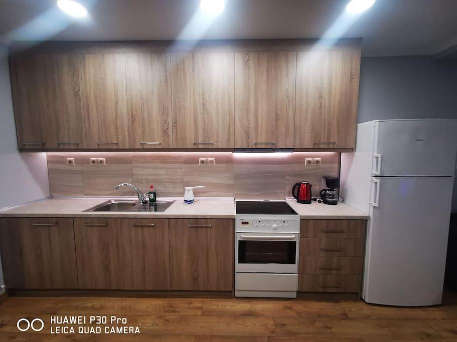 Θα Νιώθετε Σαν Στο Σπίτι Σας! Appartement Komotini Buitenkant foto